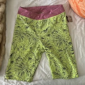 Free People Floral Bike Shorts size M - NWT